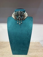 Collana Choker Regina: Perle e Diadema di Cristalli