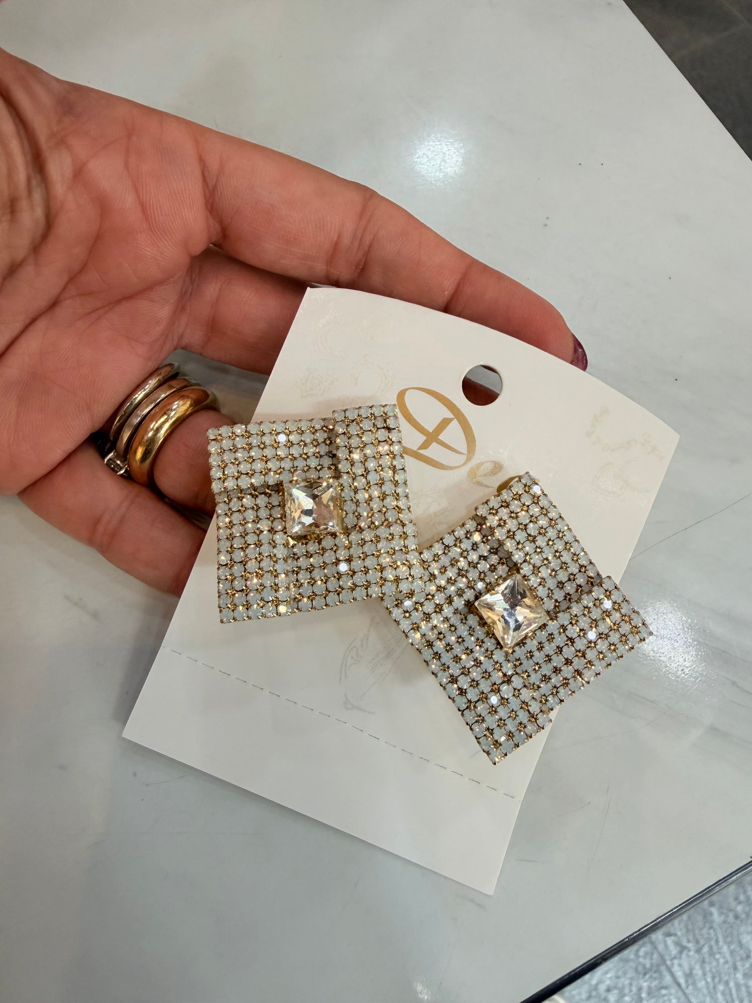 Orecchini White Opal Medium