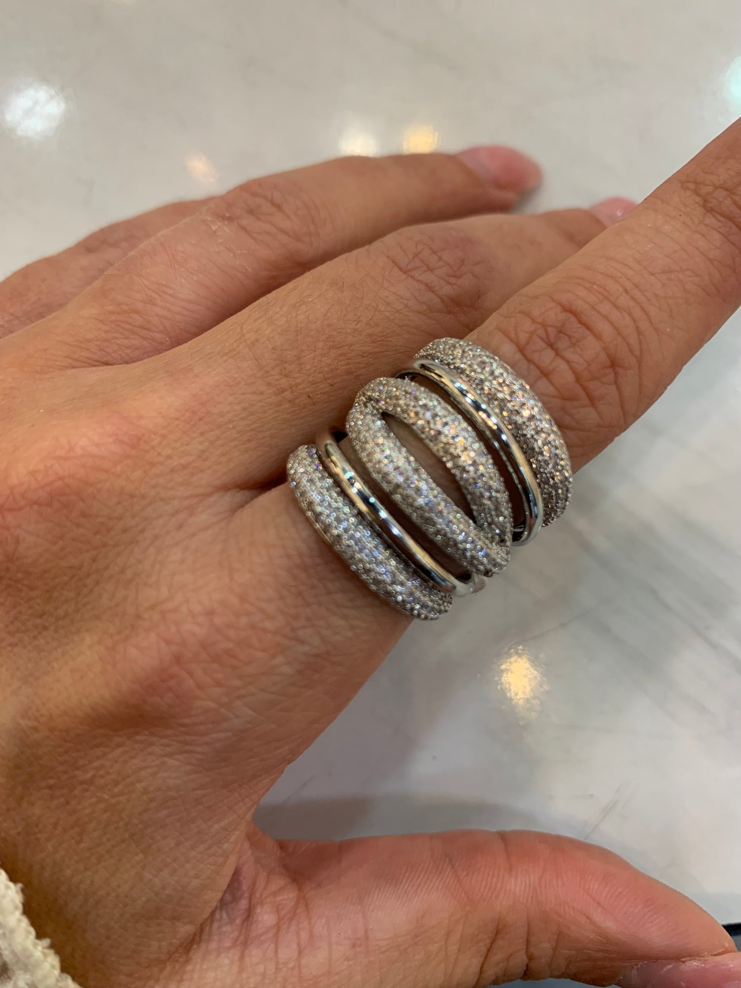 Anello Fascione zirconato