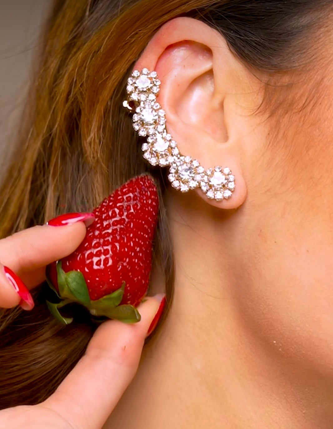 Earcuff Iris Crystal
