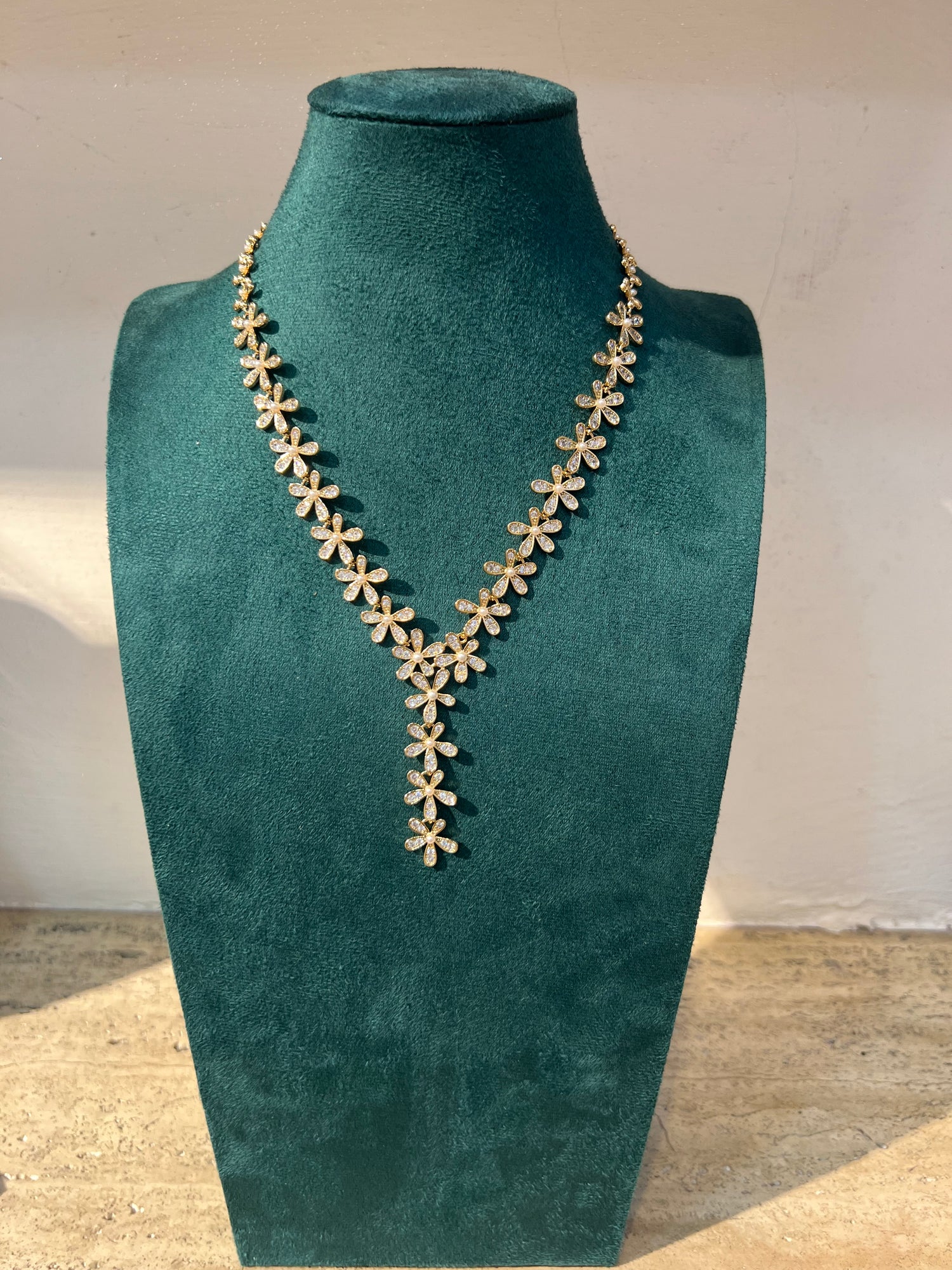 Collana Fiorellini e Perline