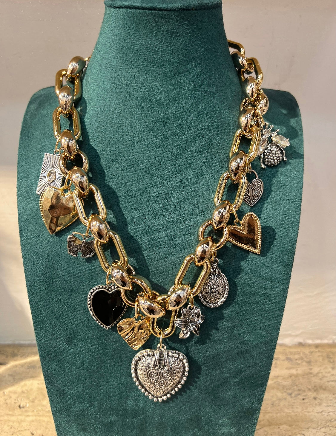 Collana Con Charm Cuori