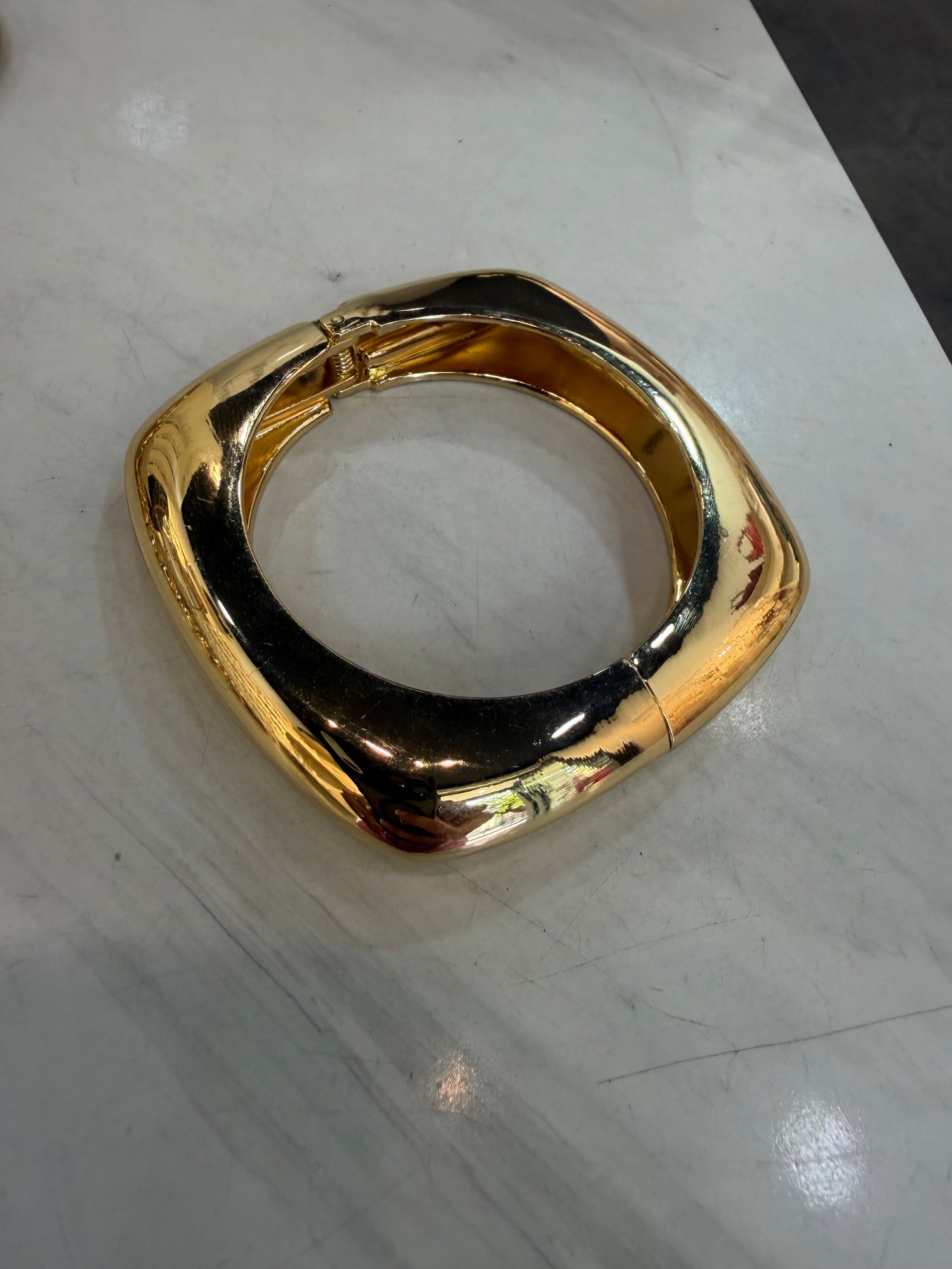 Bracciale quadrato