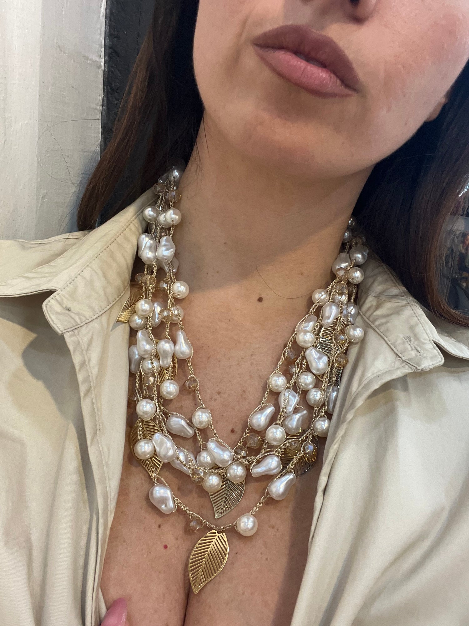 Collana Perle e foglie dorate