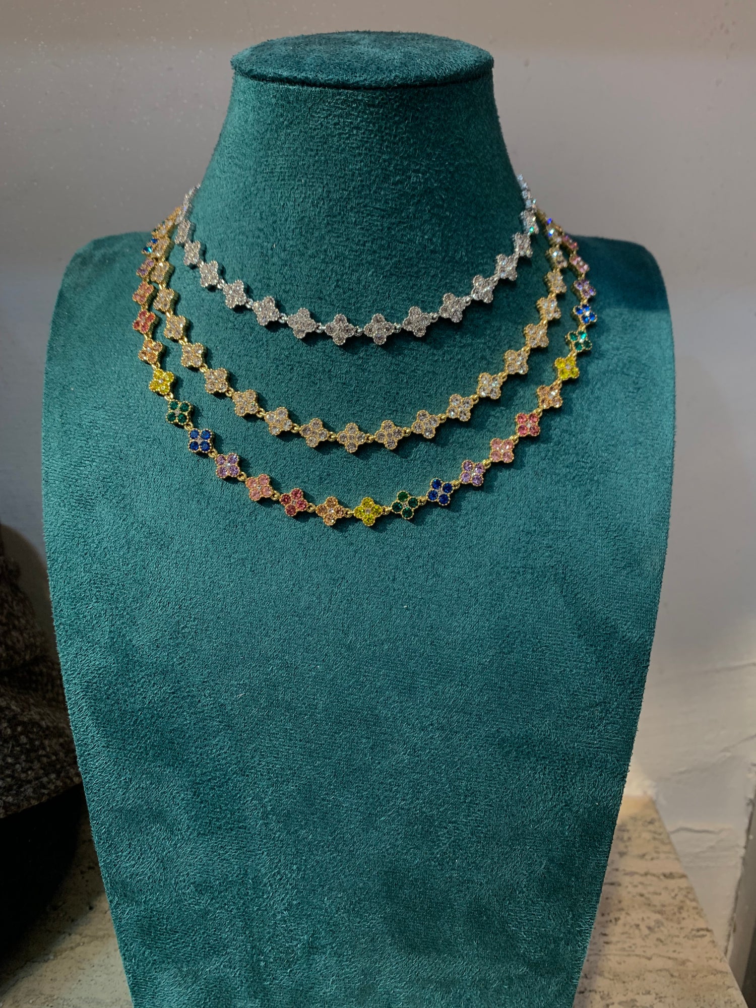 Collana Luis