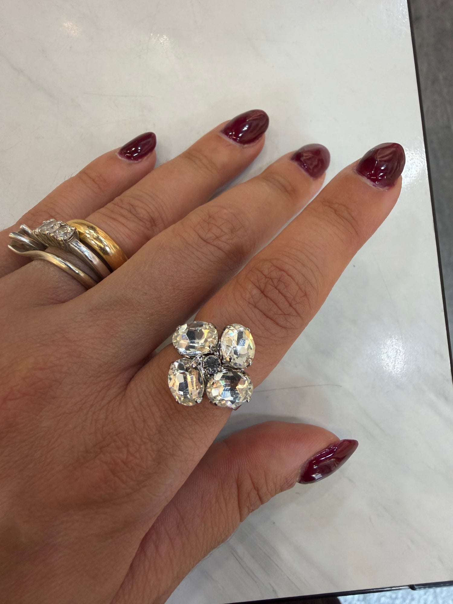Anello ovalini