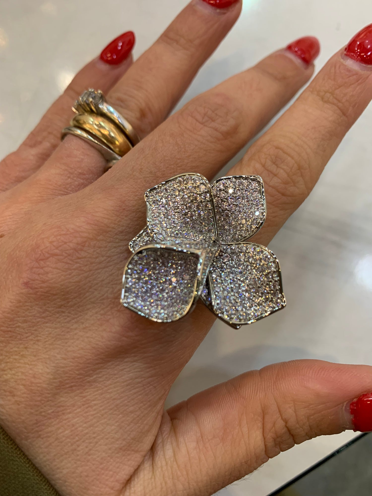 Anello Fiore Zirconia
