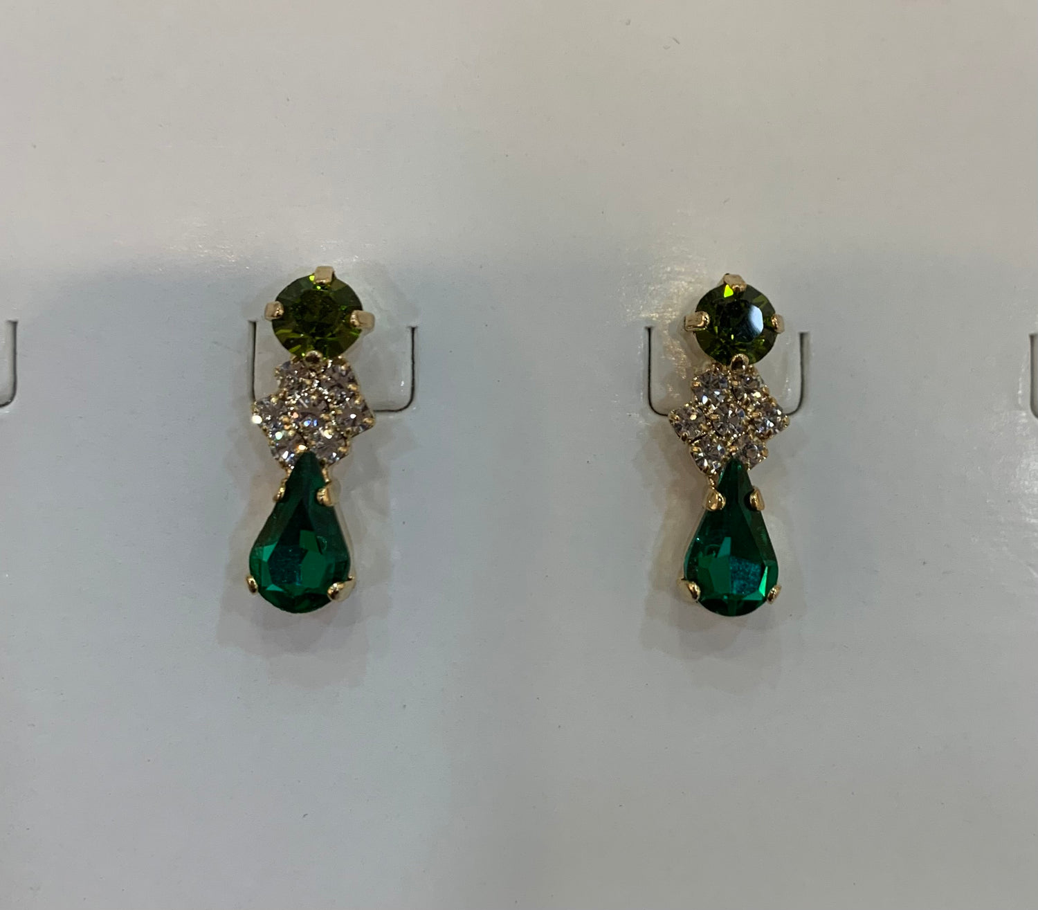 Orecchini piccola goccia essenziale