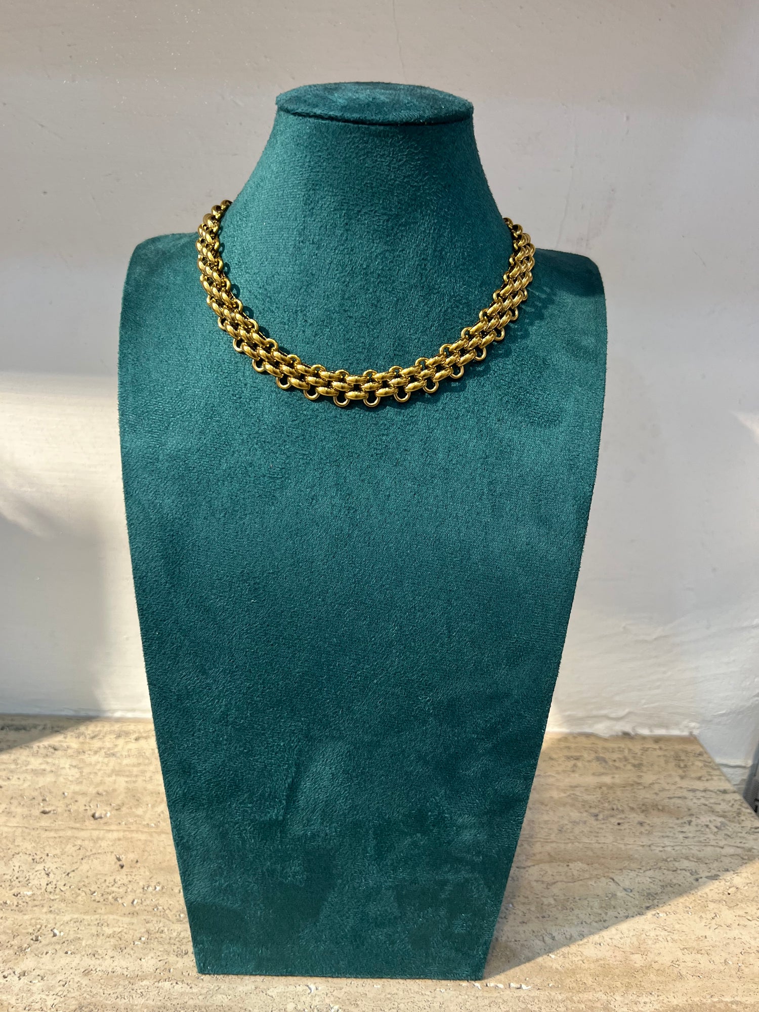 Collana Asia