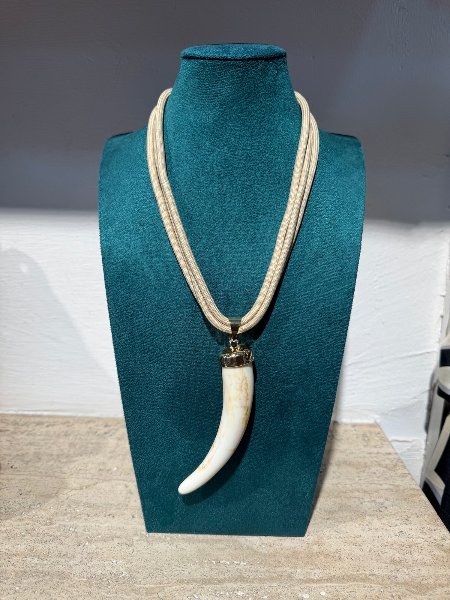 Collana Maxi Corno