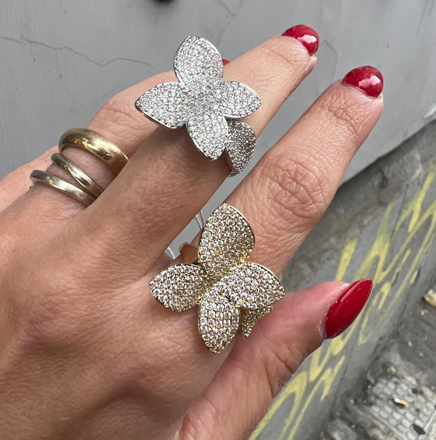 Ring Butterfly