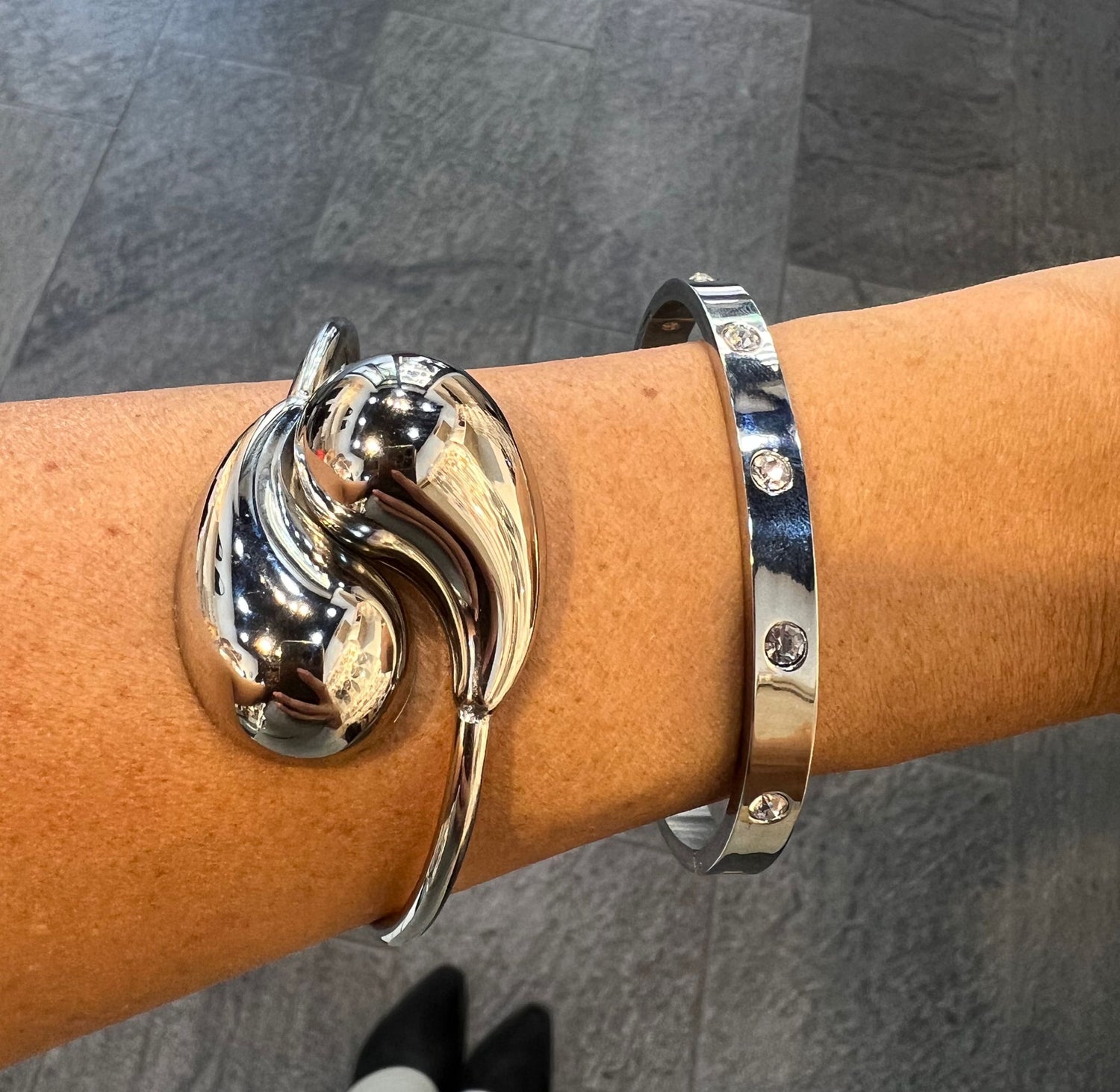 Bracciale Manetta con Zirconi