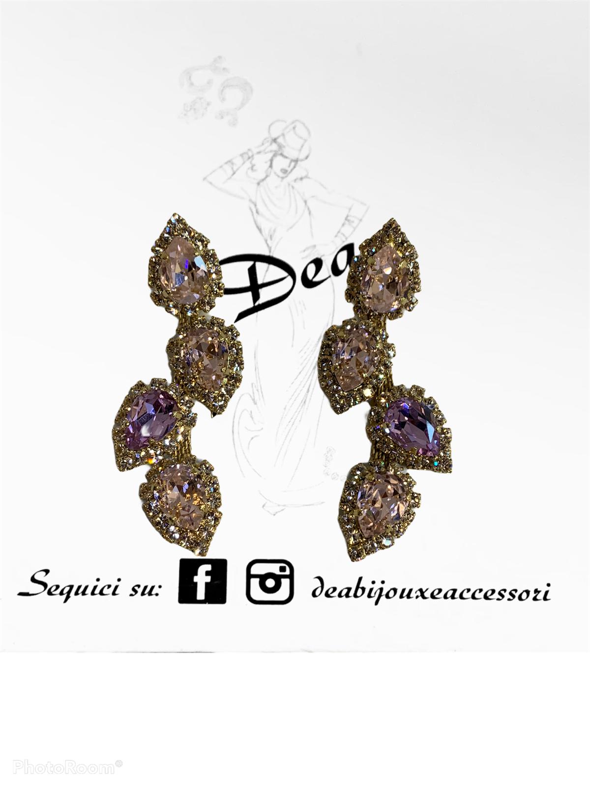 Orecchini con gocce e strass