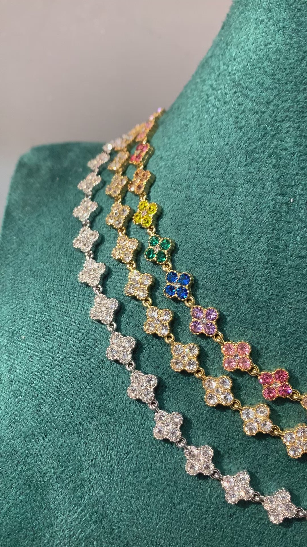 Collana Luis